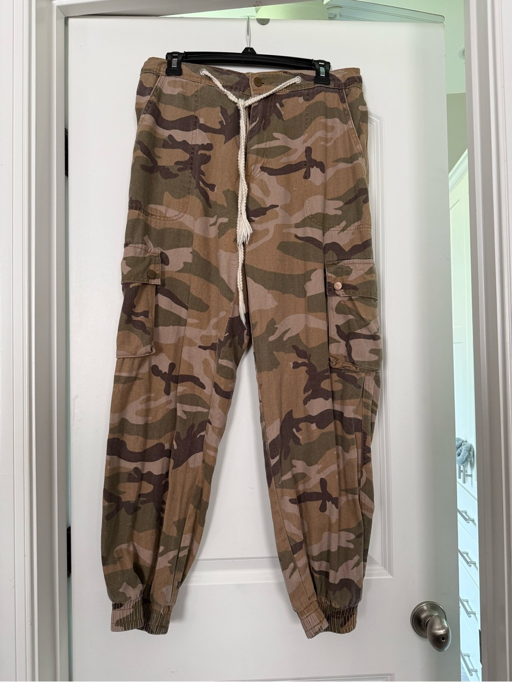 POL Camouflage Drawstring Pants - Green/Brown